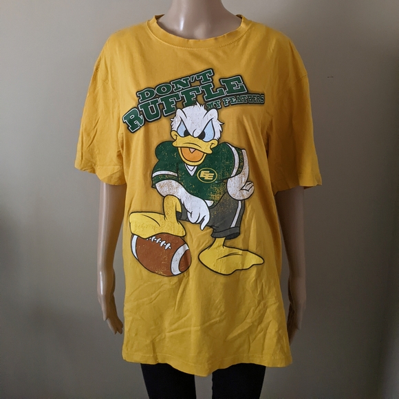 Disney x CFL Edmonton Elks/Eskimos Donald Duck Football Tee, Men's Medium - Picture 3 of 5